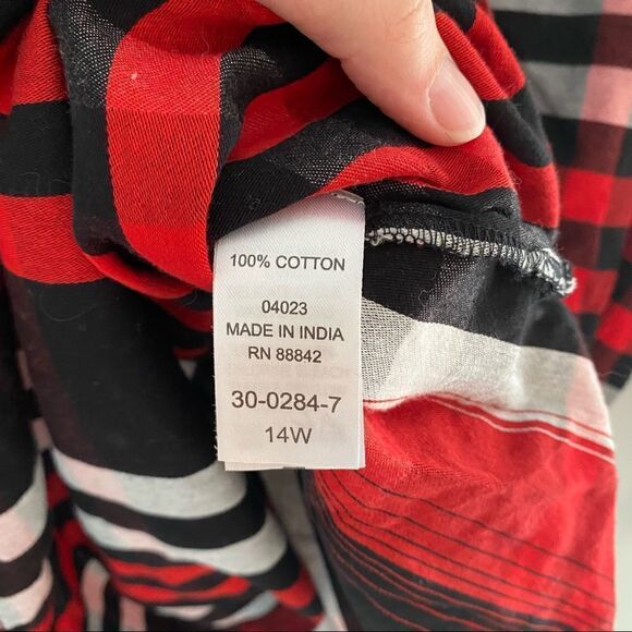 Denim 24/7 Women’s Off Shoulder Buffalo Plaid 3/4 Sleeve Top - Picture 5 of 5